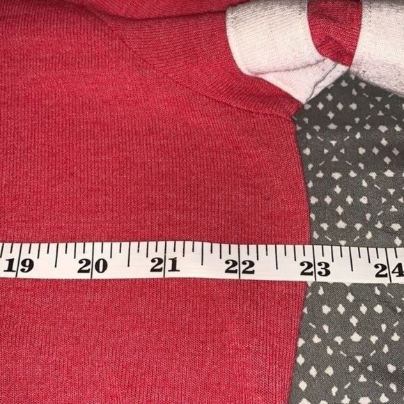 Jerry Leigh Juniors XXL Red Long Sleeve "Blessed" V-Neck Top - Picture 6 of 6